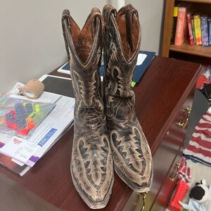 Women’s Dan post Snip store Cowboy boot 7.5